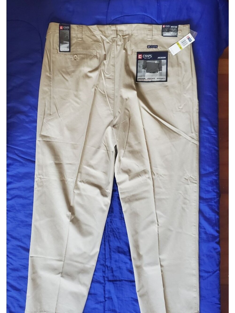 NWT Chaps Jackson Men’s Khaki Tan Pleated Twill Slacks Pants 44x32 NWT